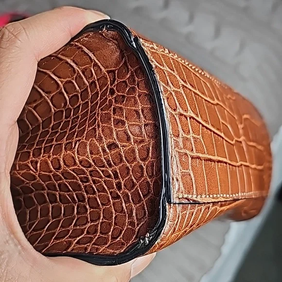 Dana Buchman Purse - Picture 16 of 16